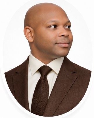 Dr Kayode Owa